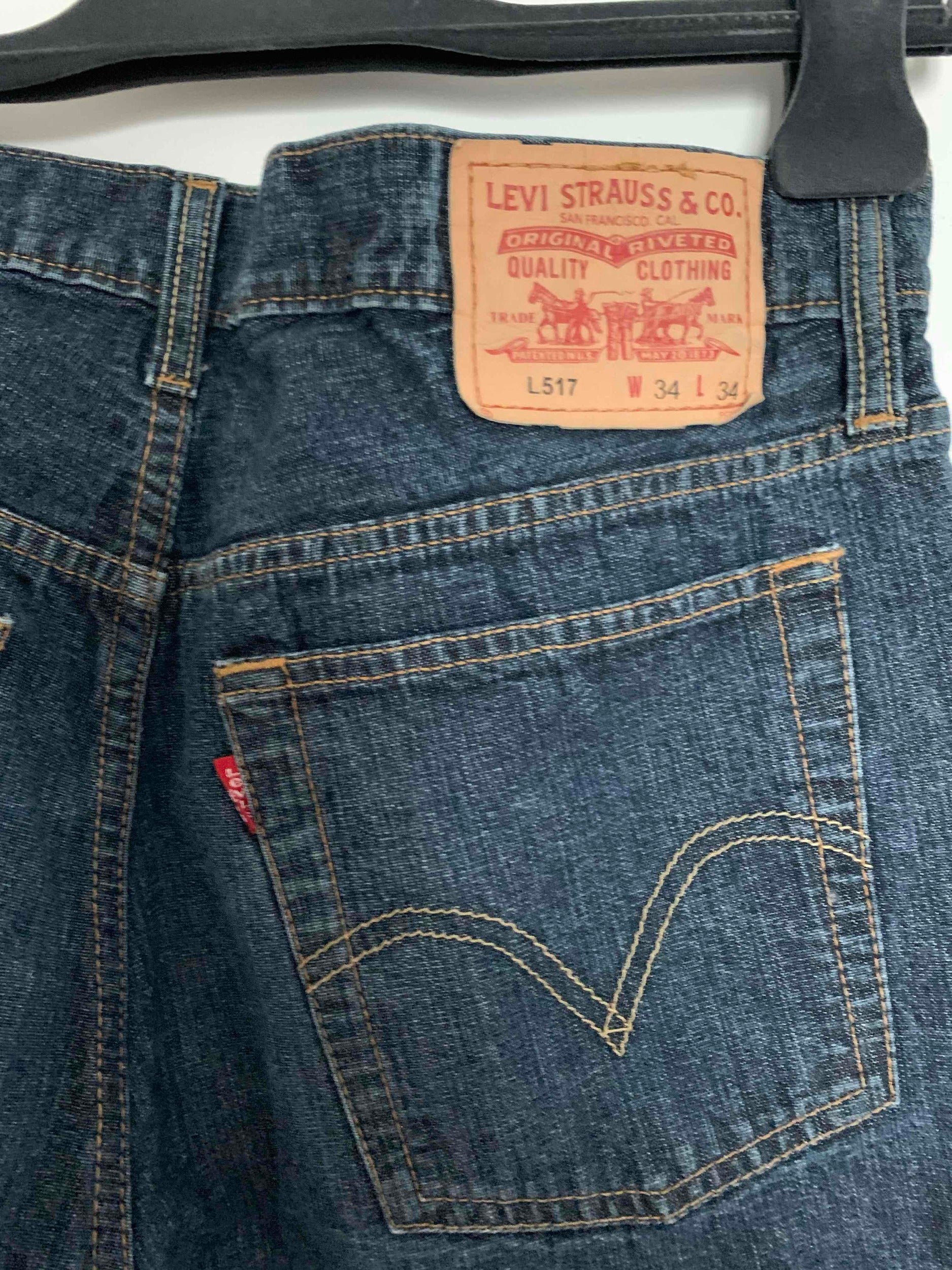 women's 517 levi jeans