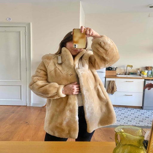 Manteau en mouton dor pour femme Imparfaite