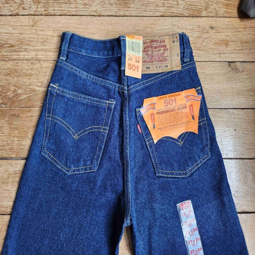 Levis 271 online