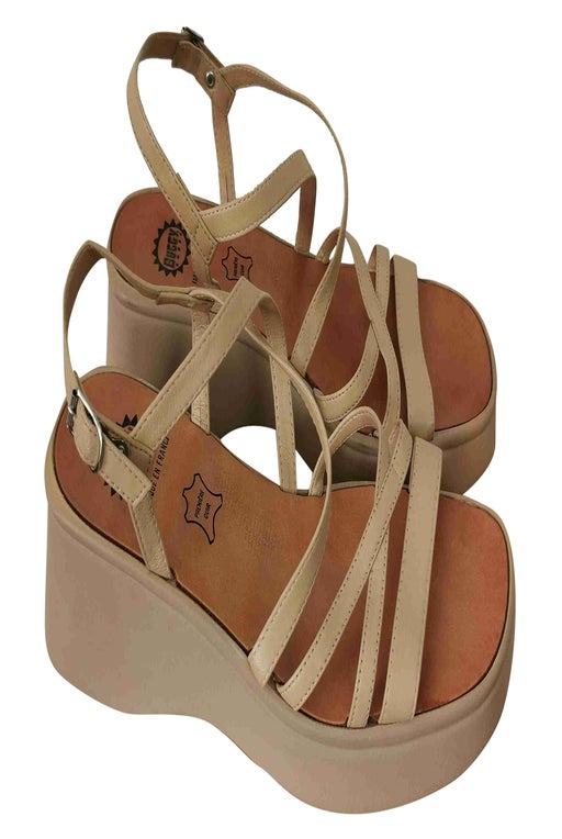 Leather platform sandals