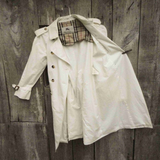 Burberry white online trench coat